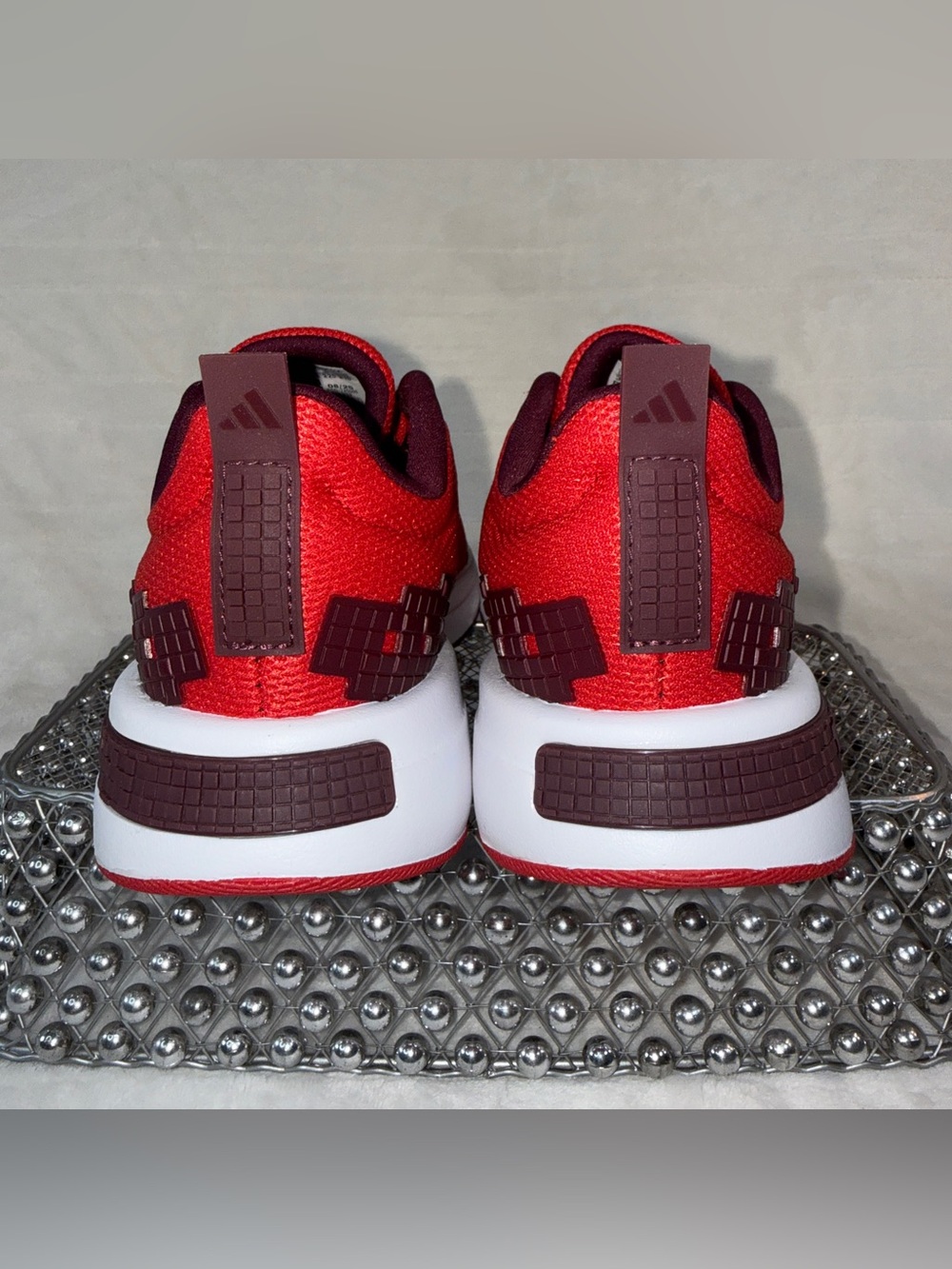 Adidas Kids 3.5Y Minecraft Red and Orange Cloudfoam Sneakers JR1968 nwt - Picture 10 of 14